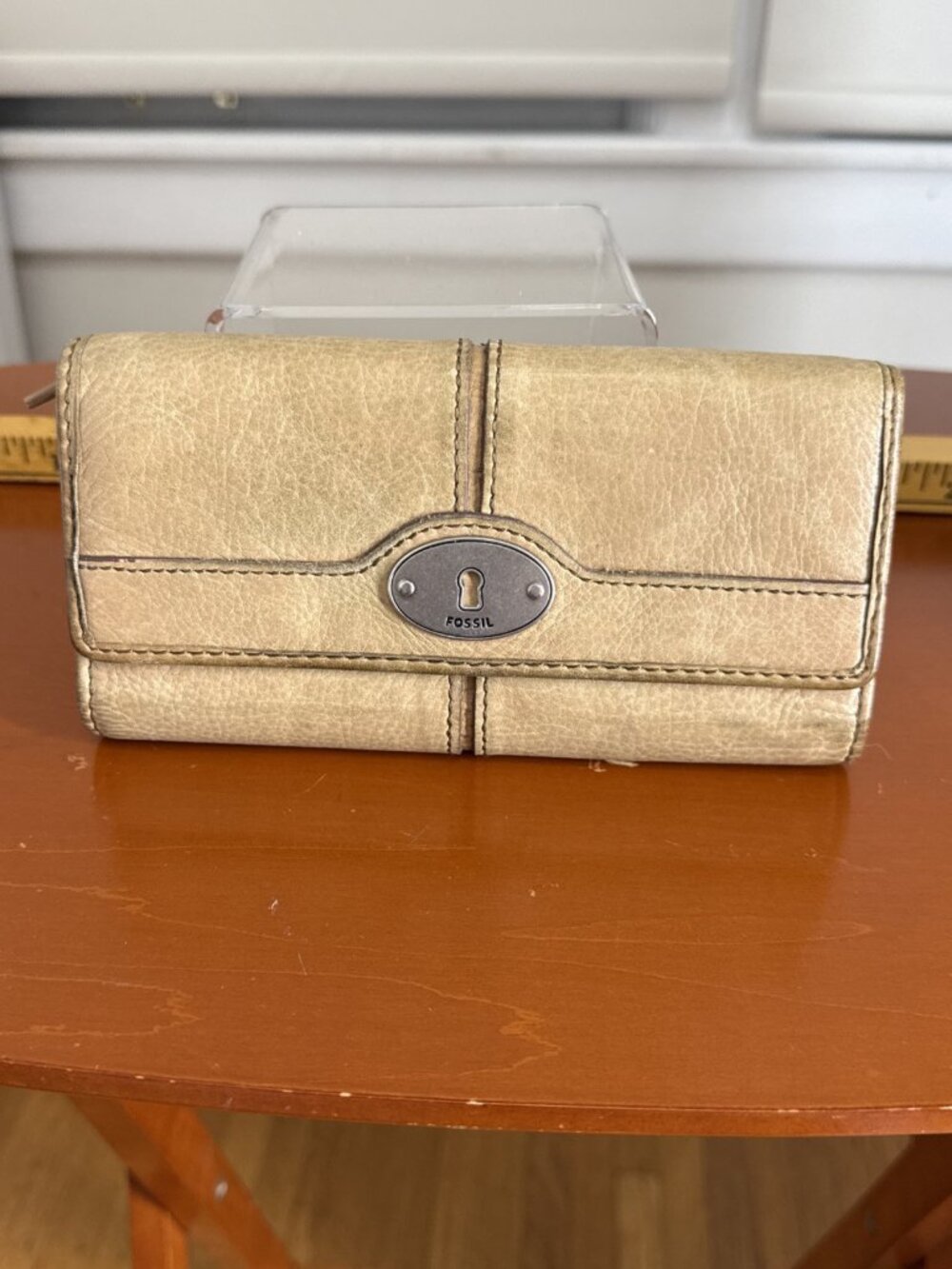 FOSSIL Maddox Taupe Leather Trifold Flap Clutch Wallet Organizer